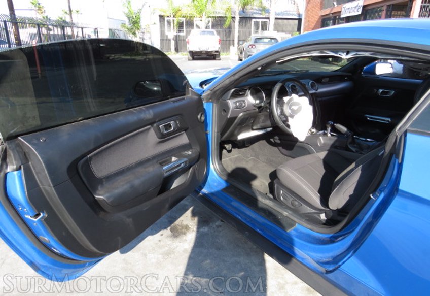2020 Ford Mustang - Image 34