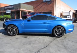 2020 Ford Mustang - Image 5