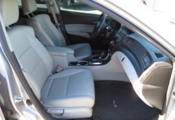 2016 Acura ILX - Image 22