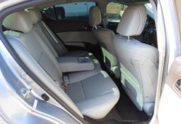 2016 Acura ILX - Image 28