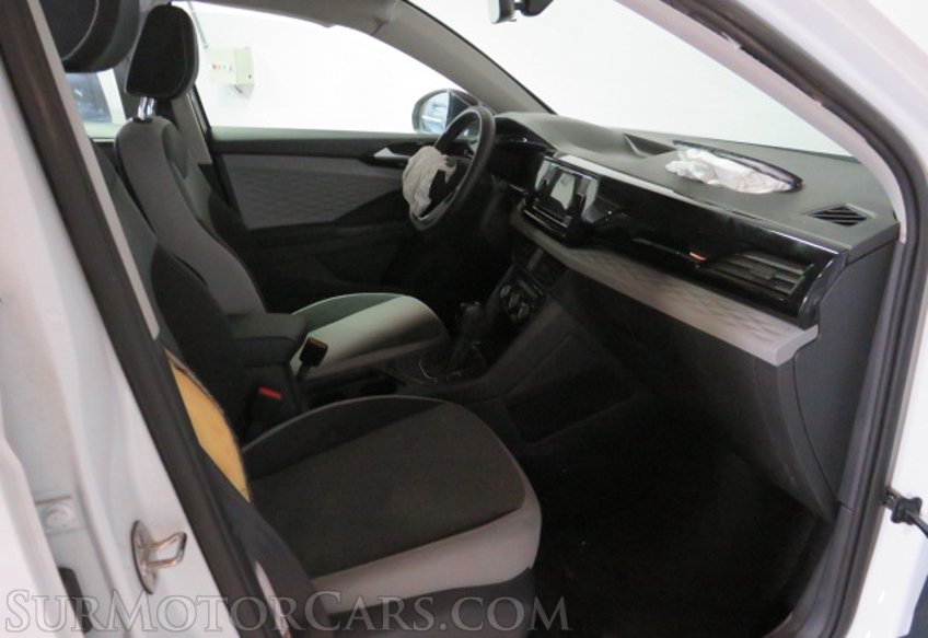 2023 Volkswagen Taos - Image 21