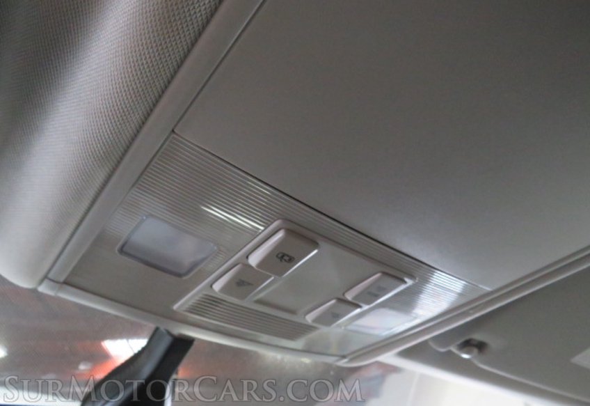 2023 Volkswagen Taos - Image 35