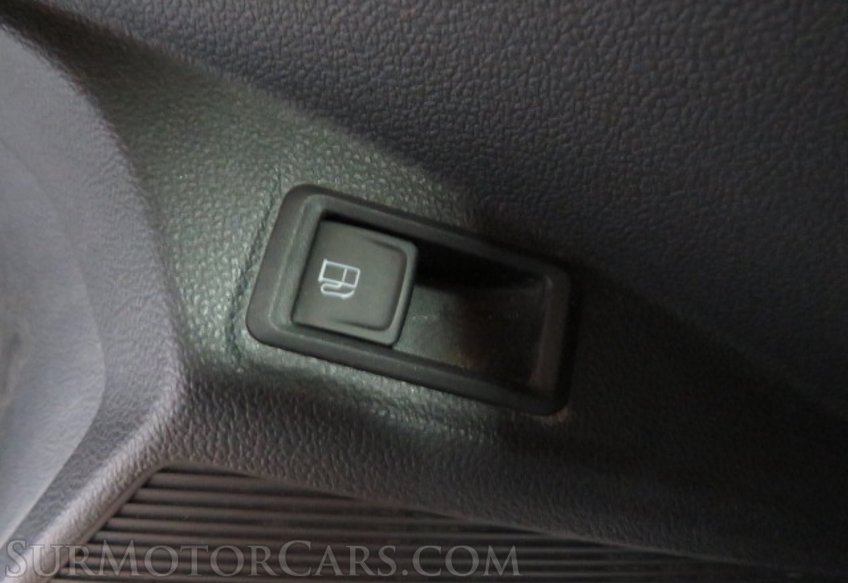 2023 Volkswagen Taos - Image 39