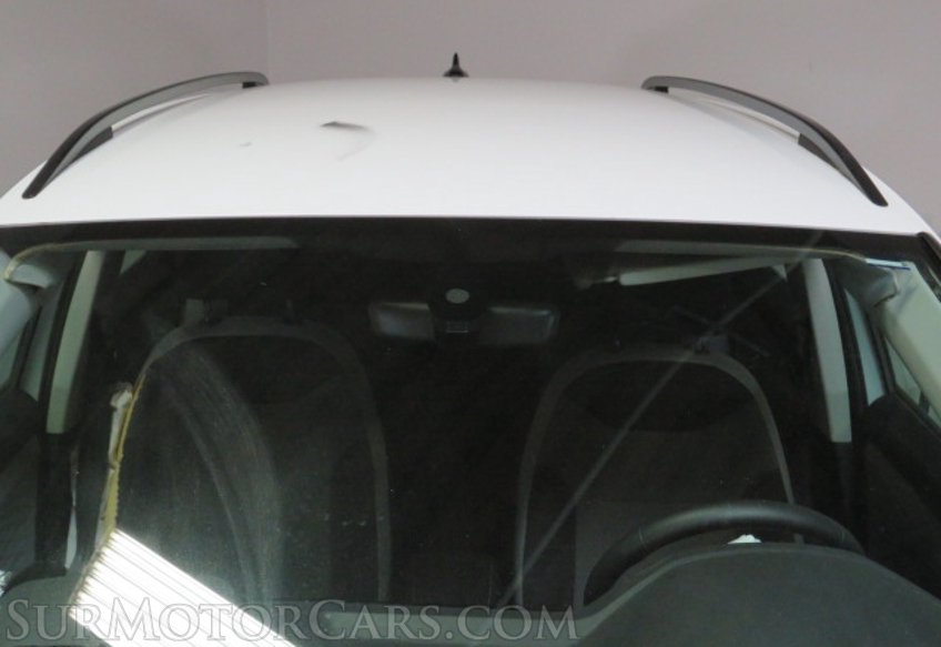 2023 Volkswagen Taos - Image 13