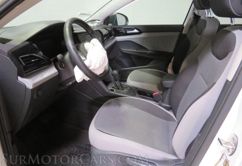 2023 Volkswagen Taos - Image 24