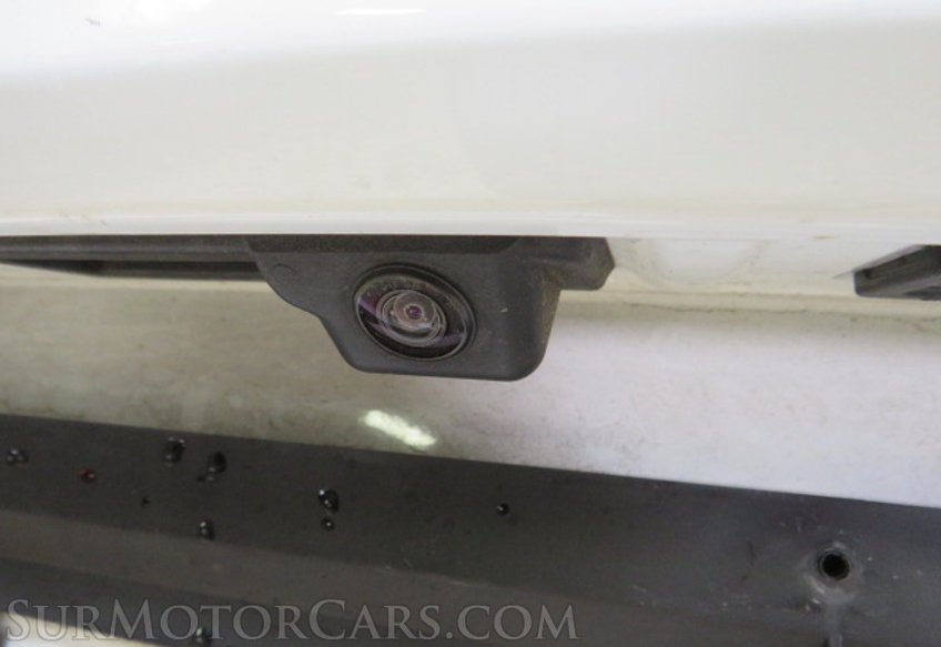 2023 Volkswagen Taos - Image 18