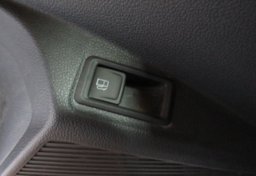 2023 Volkswagen Taos - Image 39