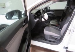 2023 Volkswagen Taos - Image 23