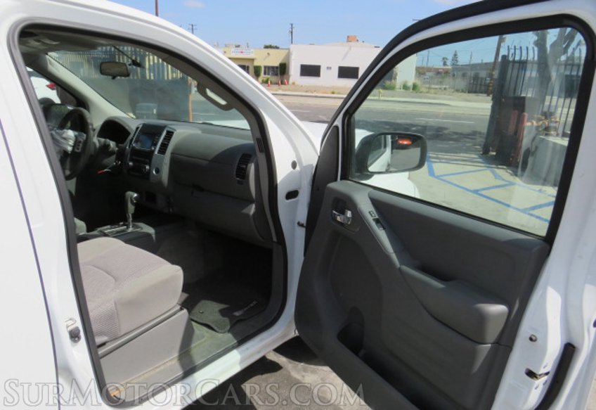 2017 Nissan Frontier - Image 21