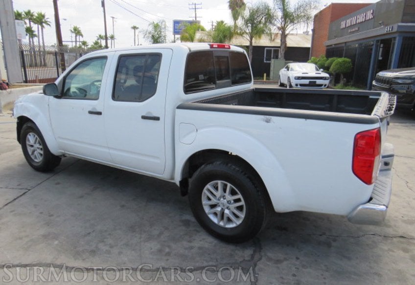 2017 Nissan Frontier - Image 5