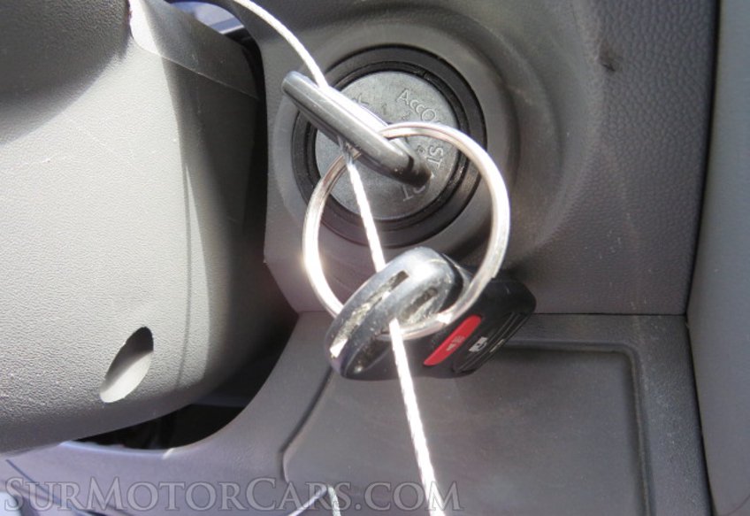 2017 Nissan Frontier - Image 35