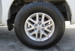 2017 Nissan Frontier - Image 16