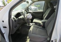 2017 Nissan Frontier - Image 26