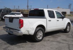 2017 Nissan Frontier - Image 8