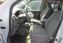 2017 Nissan Frontier - Image 24