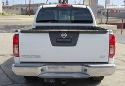 2017 Nissan Frontier - Image 10