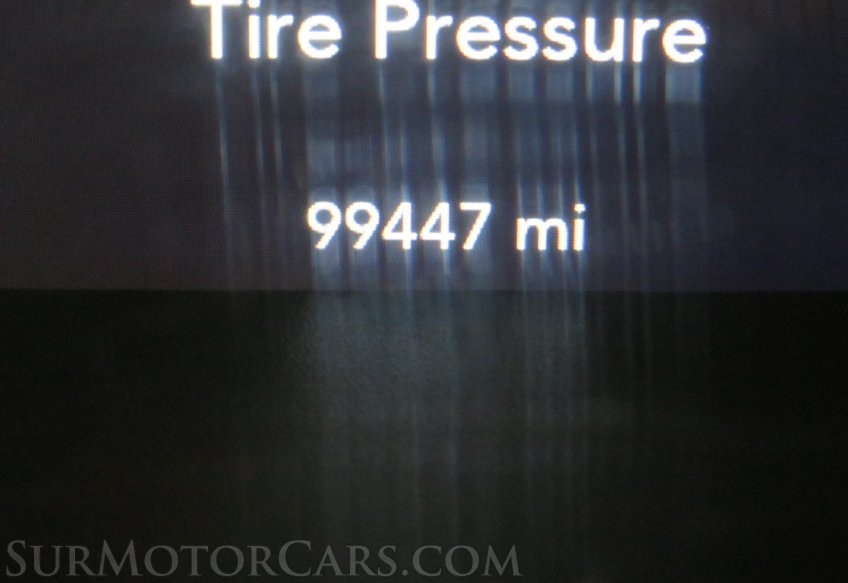 2019 Dodge Challenger - Image 31