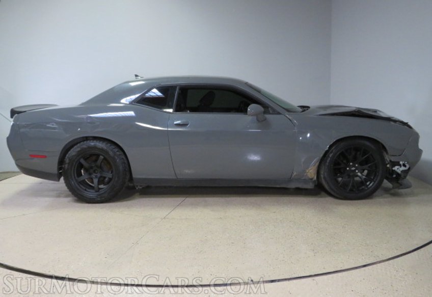 2019 Dodge Challenger - Image 9