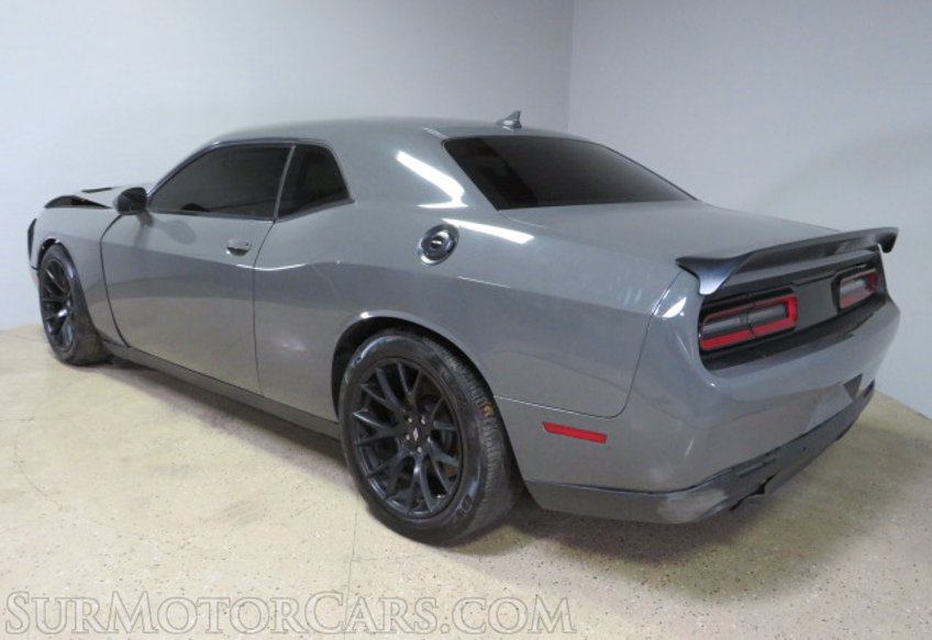 2019 Dodge Challenger - Image 6