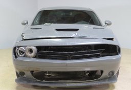 2019 Dodge Challenger - Image 11