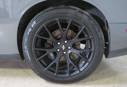 2019 Dodge Challenger - Image 40