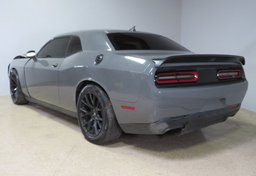 2019 Dodge Challenger - Image 5