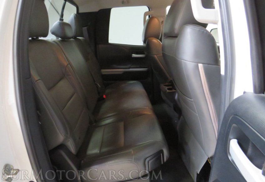 2017 Toyota Tundra - Image 32