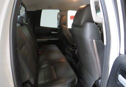 2017 Toyota Tundra - Image 30