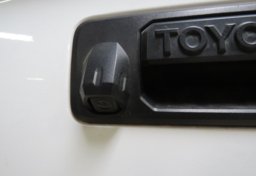 2017 Toyota Tundra - Image 17