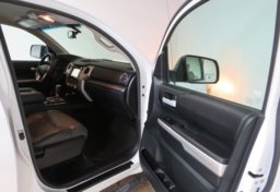 2017 Toyota Tundra - Image 22