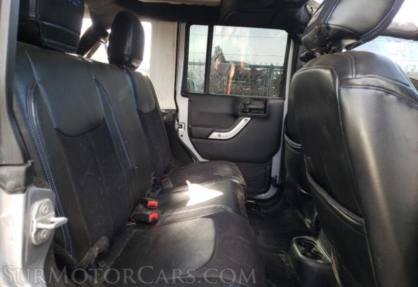 2016 Jeep Wrangler Unlimited - Image 6