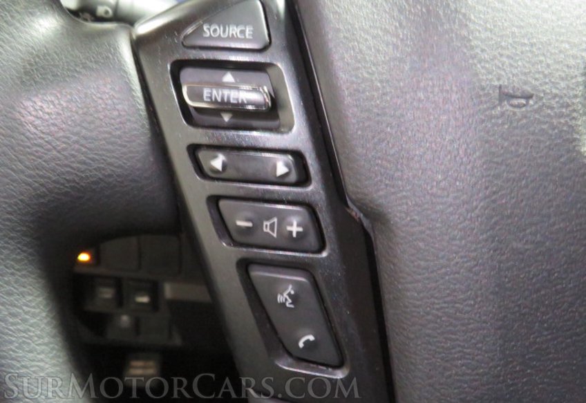 2022 Nissan Frontier - Image 35