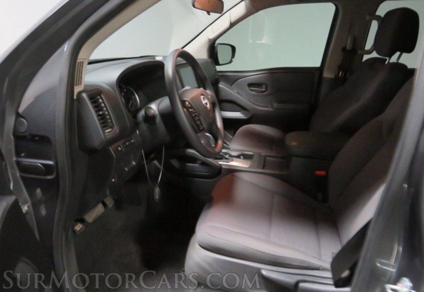 2022 Nissan Frontier - Image 28