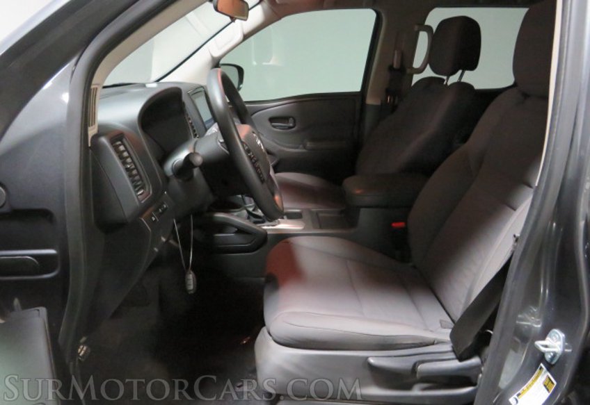 2022 Nissan Frontier - Image 27