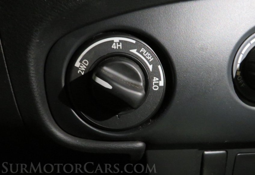 2022 Nissan Frontier - Image 33