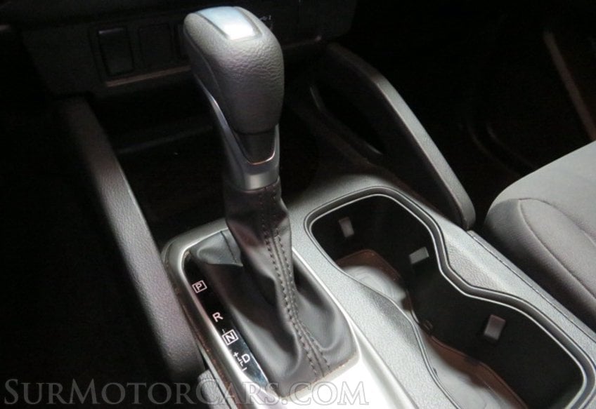 2022 Nissan Frontier - Image 40