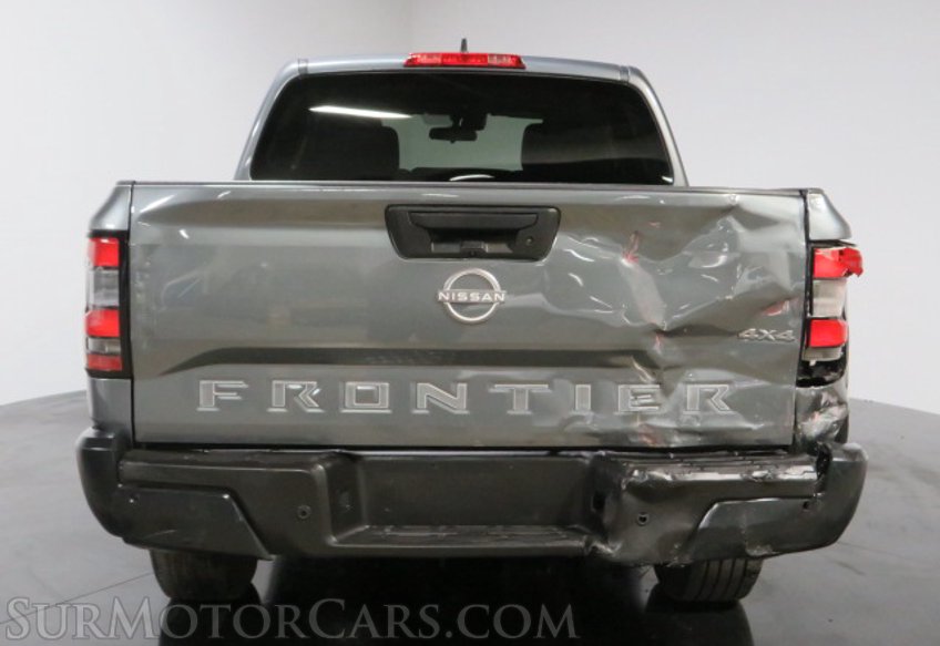 2022 Nissan Frontier - Image 12
