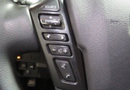 2022 Nissan Frontier - Image 35