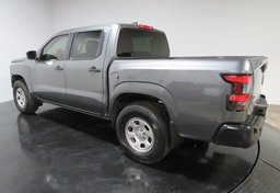 2022 Nissan Frontier - Image 7