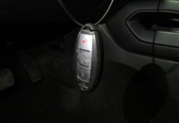 2022 Nissan Frontier - Image 39