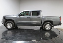 2022 Nissan Frontier - Image 6