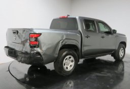 2022 Nissan Frontier - Image 10
