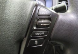 2022 Nissan Frontier - Image 38