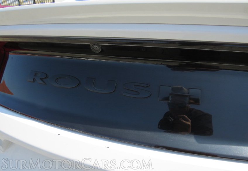 2017 Ford Mustang - Image 23