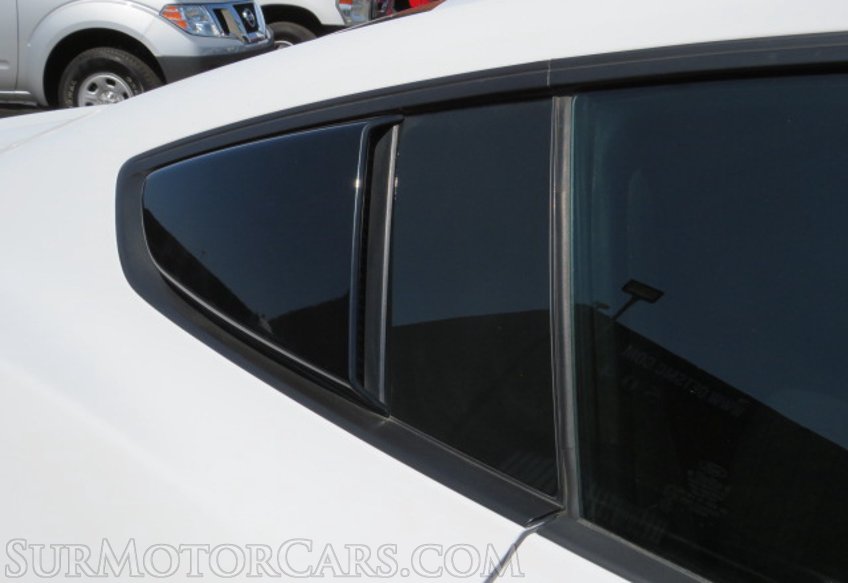 2017 Ford Mustang - Image 18