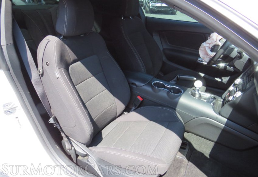 2017 Ford Mustang - Image 27