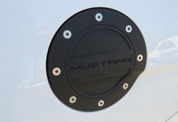 2017 Ford Mustang - Image 19