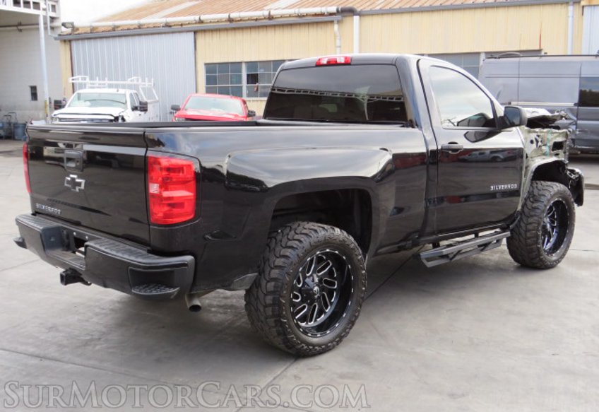 2017 Chevrolet Silverado 1500 - Image 9