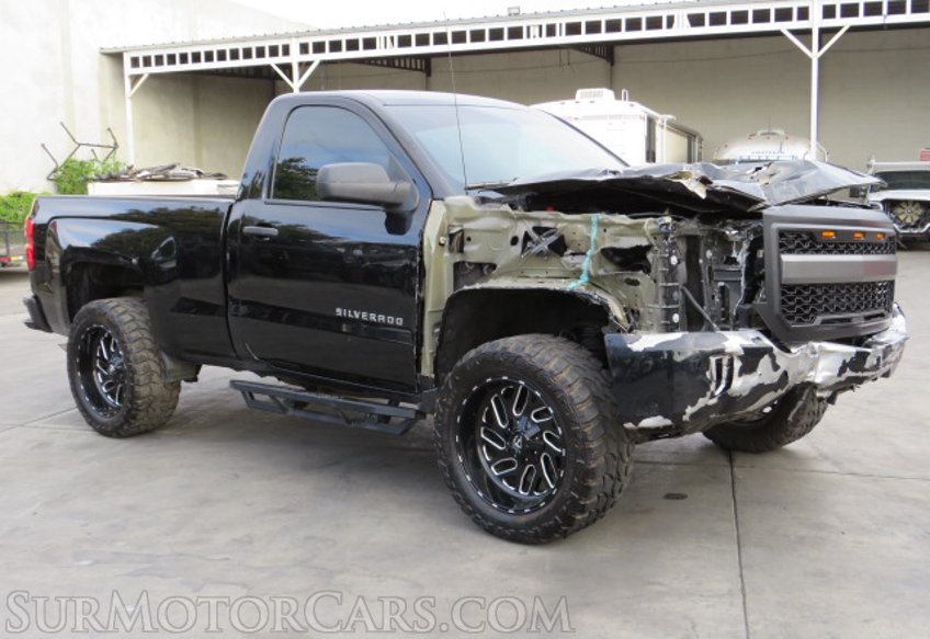 2017 Chevrolet Silverado 1500 - Image 4