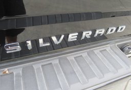 2017 Chevrolet Silverado 1500 - Image 20